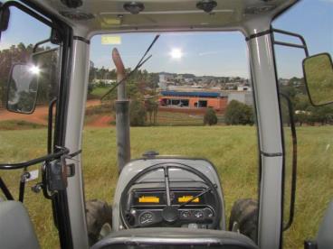 Cabinas valtra linha 785