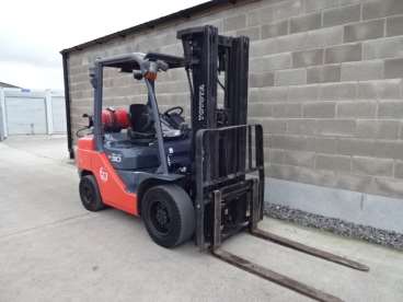 Toyota tonero 30 sas 2wd forklift