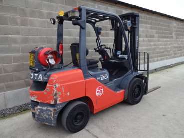 Toyota tonero 30 sas 2wd forklift