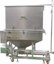 Bomba de suprimento com tolva de 3000 kg