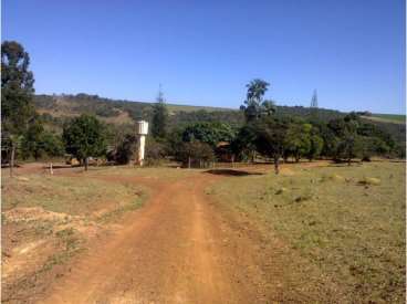 Fazenda com 420 ha com 60 ha pivo em cristalina-go