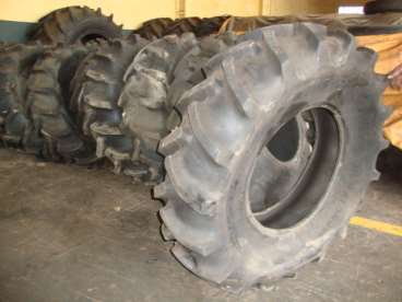 Pneus agricola goodyear-novo