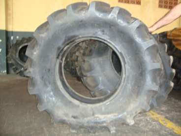 Pneus agricola goodyear-novo