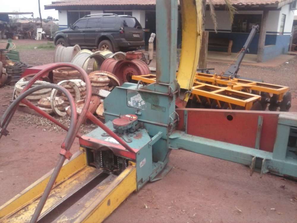 Ensiladeira Jf 90 Z10 Ano 00 R 6000 Agroads Ensiladeira Jf 90 Z10 Ano 00 R 6000 Agroads