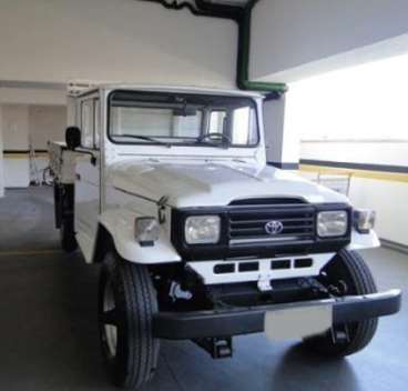 Toyota bandeirante 2000 carroceria de madeira