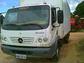 Caminho m. benz 915 2010