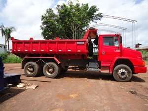 Caminho mb 1620 - mercedes-benz 2009