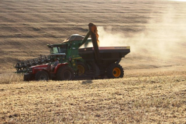 Carreta agrícola multiuso trotter