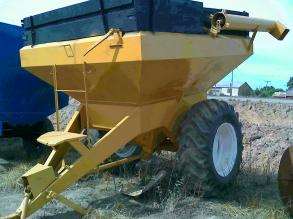 Carretas graneleira boelter 110 sacos