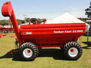 Carretas tanker fast 33000 jan 2014