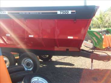 Carretas agricolas marca: bapesa 6 e 7,5 toneladas