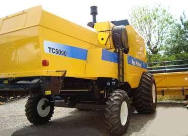 Colheitadeira new holland tc 5090 ano 2010