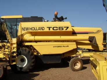 Coheitadeiras tc57 new holland 2002