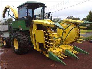 Colheitadeira - john deere - forrageira 7350