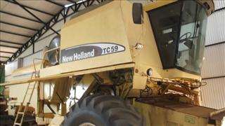 Colheitadeira - new holland - tc 59