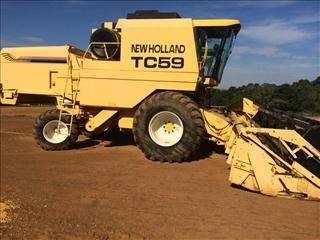 Colheitadeira - new holland - tc 59