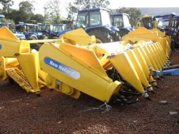 Colheitadeira bm 08 linhas new holland 2010