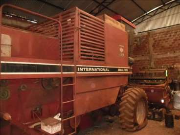 Colheitadeira ideal 1175 - 19/87