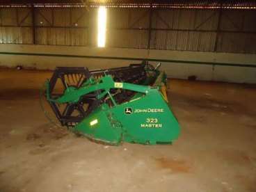 Colheitadeira john deere 1550 - 04/04