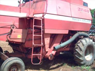 Colheitadeira mf 3640 - 19/86 - massey ferguson