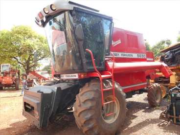 Colheitadeira mf 5650 - 03/03 - massey ferguson