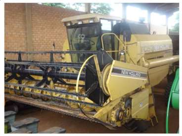 Colheitadeira new holland tc 57 ano 1994