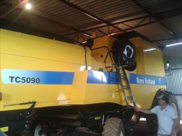 Colheitadeira tc 5090 - 08/08 - new holland