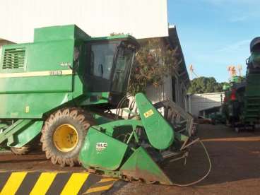 Colheitadeiras john deere 1550 2001