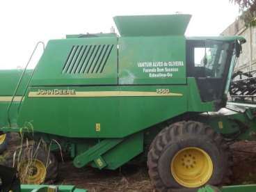 Colheitadeiras john deere 1550 2001