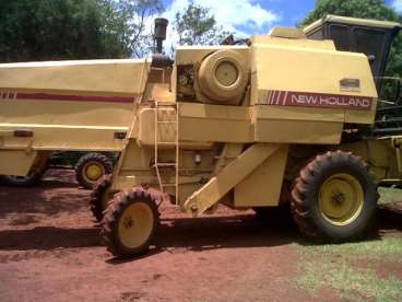 Colheitadeiras new holland 8040 1988