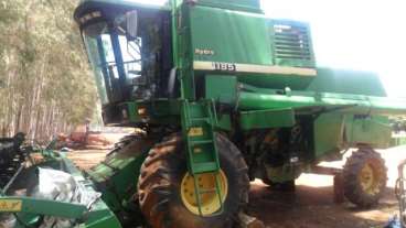 Colheitadeiras 2000 john deere 2001