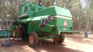 Colheitadeiras 2000 john deere 2001