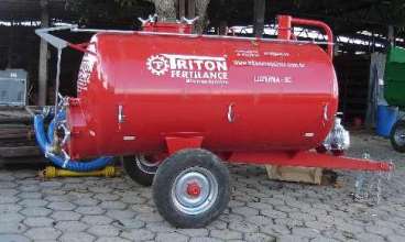 Distribuidor de esterco liquido churumeira