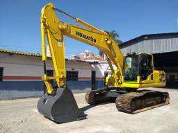 Escadeira komatsu modelo pc 200 ano 2018