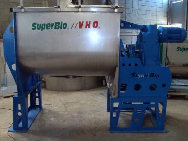 Ribbon blender