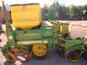 Plantadeira john deere radialmeter ano 2003