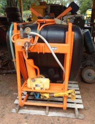 Pulverizador agricola modelo arbus 400 marca jacto