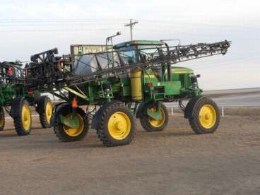 John deere 4700