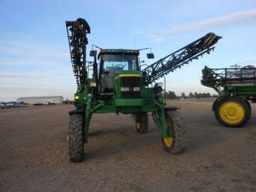 John deere 4700