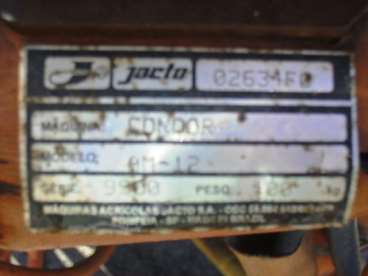 Pulverizadores jacto condor 2001