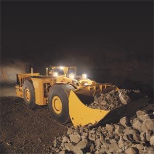 R2900g underground mining loader