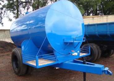 Carreta agrícola para transporte de agua - 6.750 l