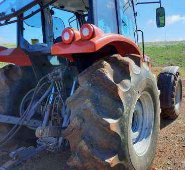 Trator massey ferguson 4292 ano 2011