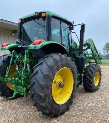 2017 john deere 6155m