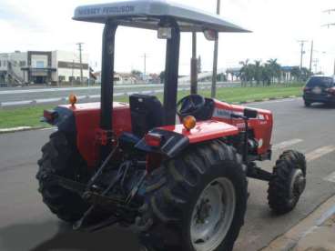 Trator massey ferguson 250 xe 4x4 2013