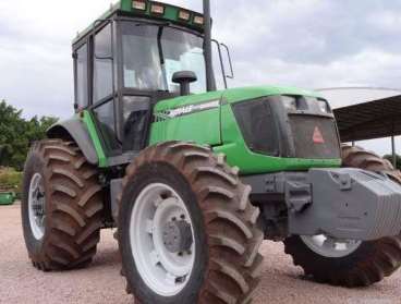 Trator agrale bx 6.150 4x4 ano 2006 cabinado