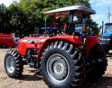 Trator massey ferguson 4283 4x4 ano 2014