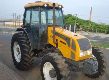 Trator valtra/valmet a750 4x4 ano 09