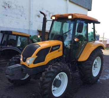 Trator valtra/valmet a850 4x4 ano 2015 cabinado