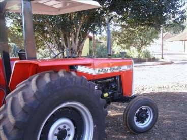 Trator massey ferguson mf 285 4x2 ano 1979